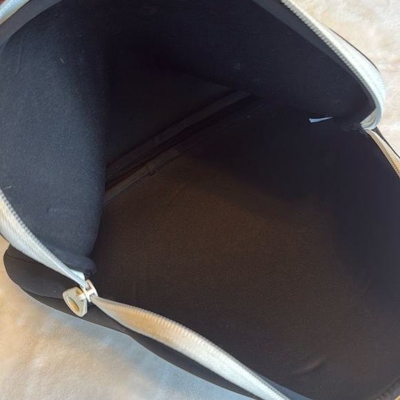 Marc by Marc Jacob’s 13” Laptop Case - Picture 5 of 5